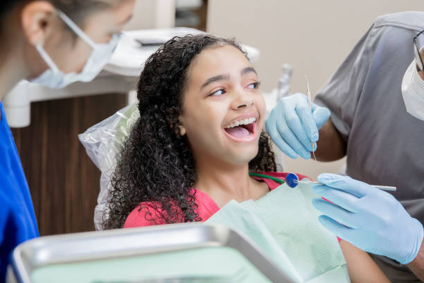 Best Dentist Open Late Near Me  in Springfield, MI